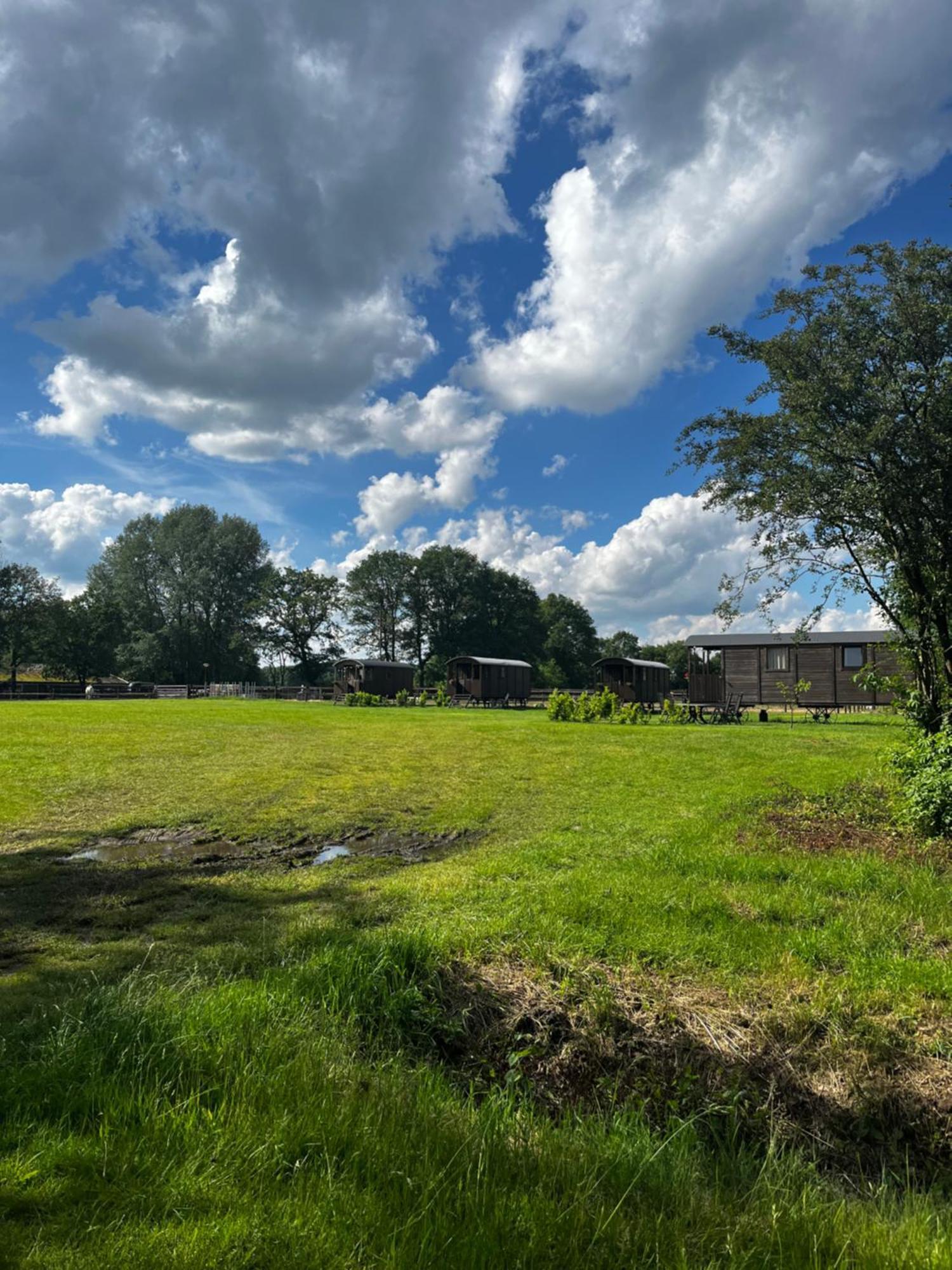 Pipowagen Het Kasteel Hotell Diever Eksteriør bilde