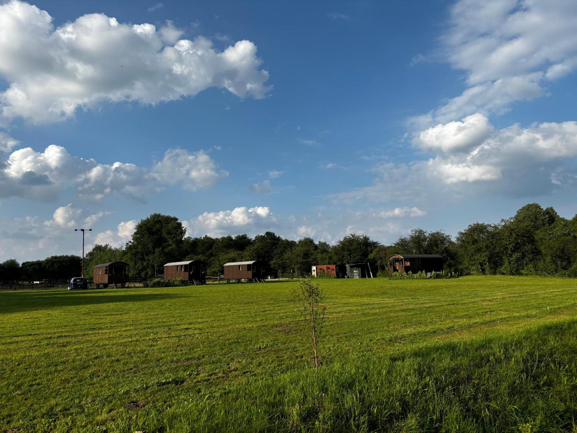 Pipowagen Het Kasteel Hotell Diever Eksteriør bilde